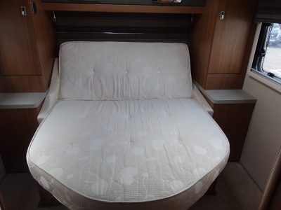 1818-Autotrail-Tracker-LB-8