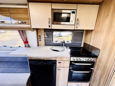 2017-Swift-Challenger-480-7626-3