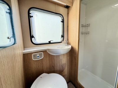 2222-Autotrail-Imala-736G-6