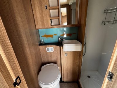 2272-Autotrail-Tracker-RL-6