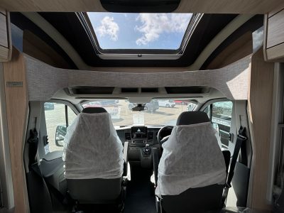 N2025-Autotrail-F60-3