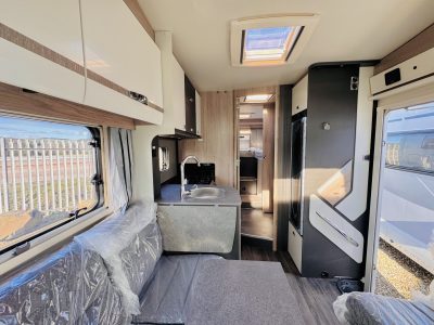 N2026-Swift-Voyager-584-4