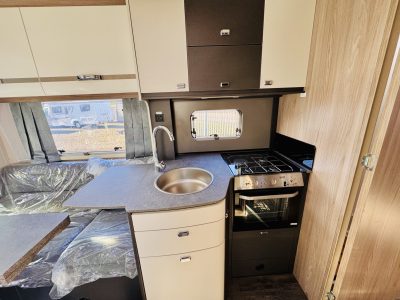 N2026-Swift-Voyager-584-5