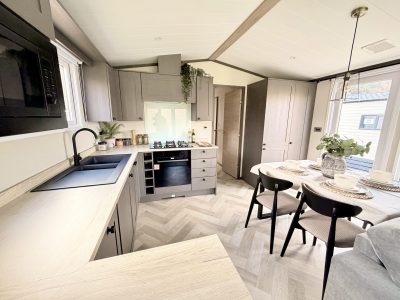 N2026-Victory-Davenport-40-x-13-2-Bedroom-7631-5