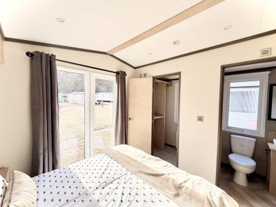 N2026-Victory-Davenport-40-x-13-2-Bedroom-7631-8